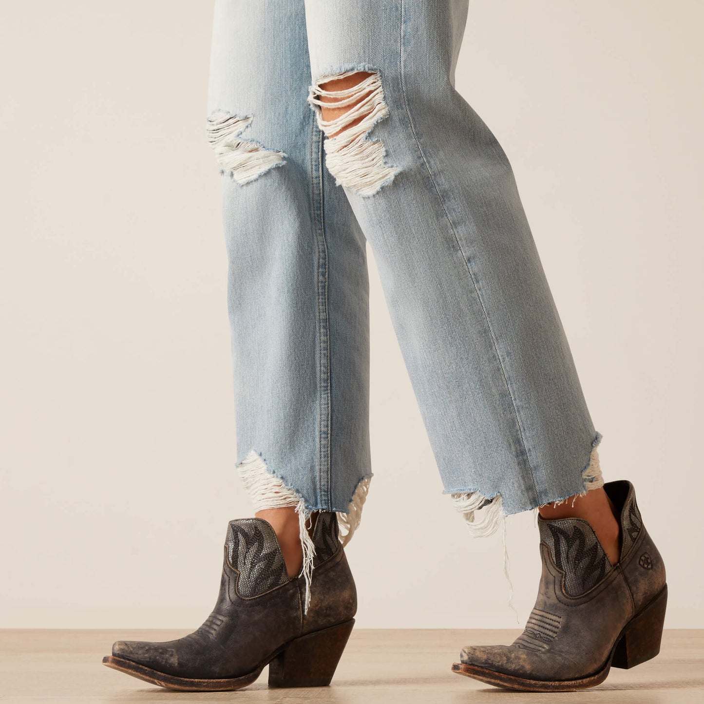 Ultra High Rise Tomboy Straight Jean 10045187