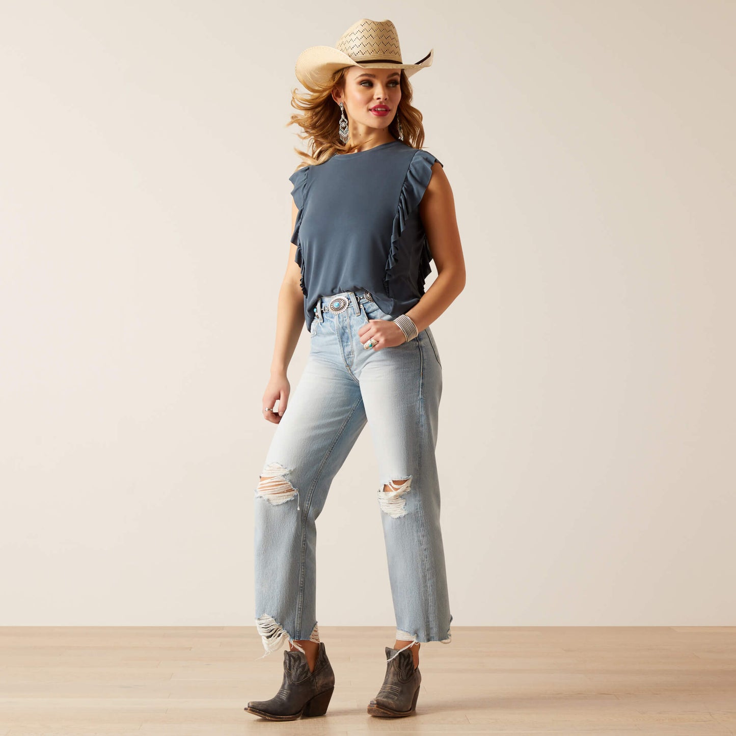 Ultra High Rise Tomboy Straight Jean 10045187